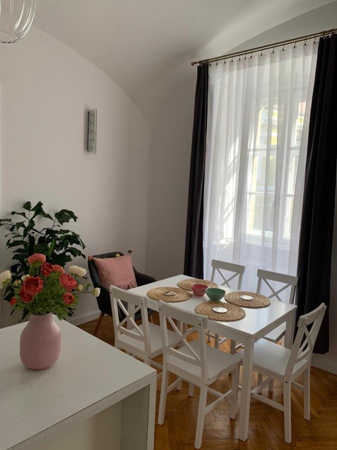 Forst-Haz Apartman Eger Exterior foto