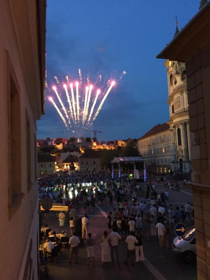 Forst-Haz Apartman Eger Exterior foto