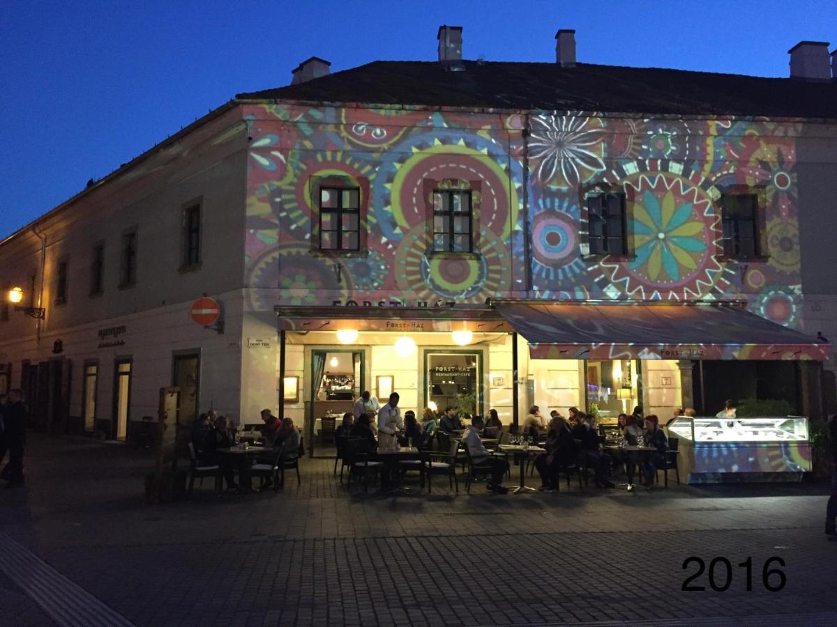 Forst-Haz Apartman Eger Exterior foto