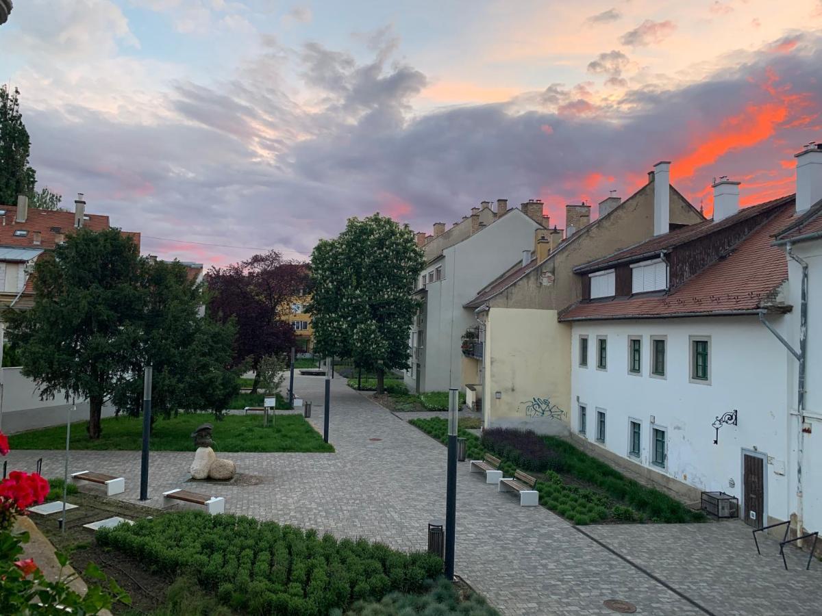 Forst-Haz Apartman Eger Exterior foto